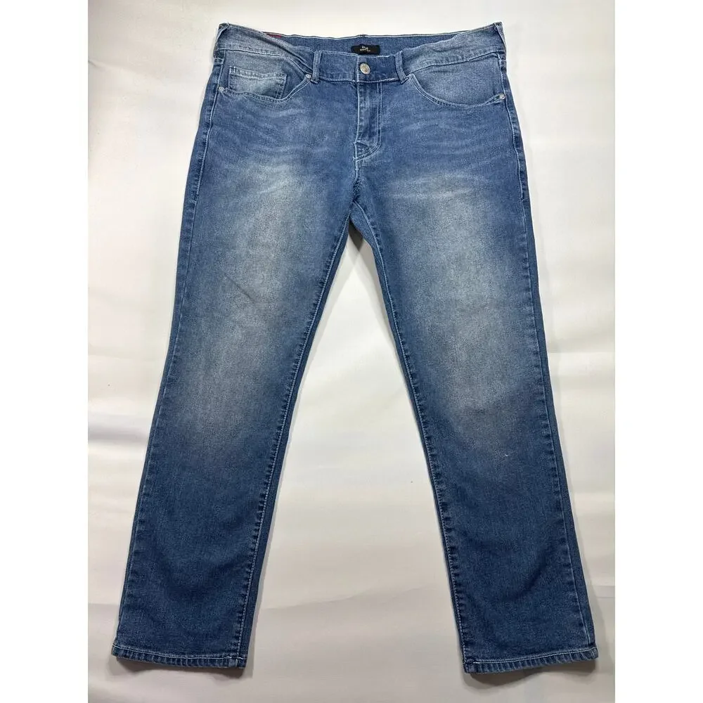 True Religion Men's Geno Relaxed Slim Fit Straight Jeans - Size 36 (39x29)*